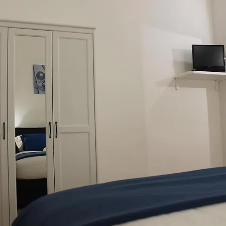 Exclusive 48 * Řím