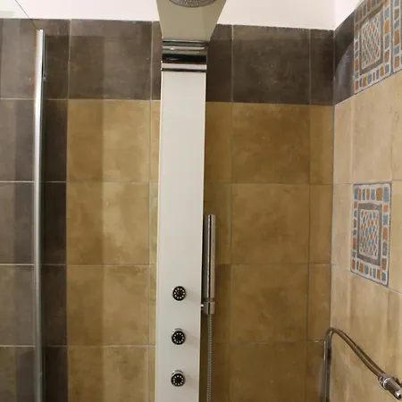 アパート Exclusive 48