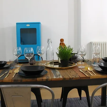 アパート Exclusive 48 *