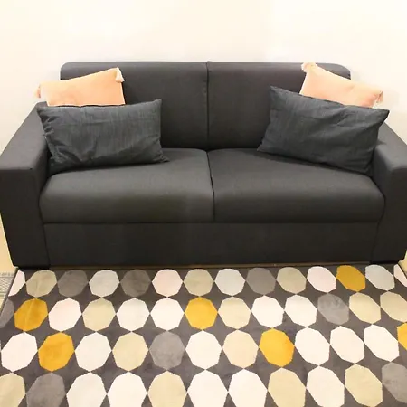 アパート Exclusive 48 *