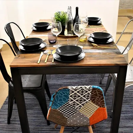 Exclusive 48 アパート *